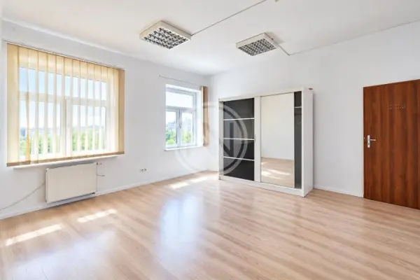 kujawsko-pomorskie, Włocławek, Centrum, al. Chopina, Lokal 17m KW | BIUROWIEC | CHOPINAS | WINDA |