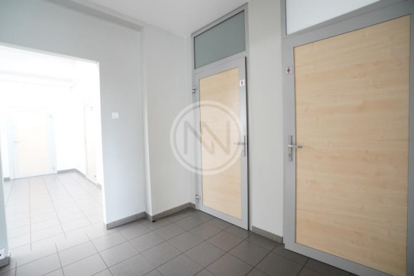 Włocławek, Śródmieście, Piaski, LOKAL W BIUROWCU WŁOCŁAWEK PIASKI 9