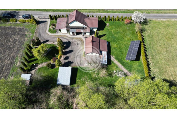 aleksandrowski, Waganiec, Włoszyca, Dom w malowniczej okolicy