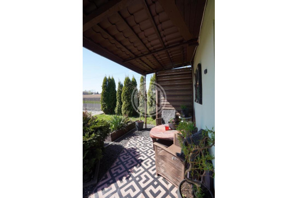 aleksandrowski, Waganiec, Włoszyca, Dom w malowniczej okolicy