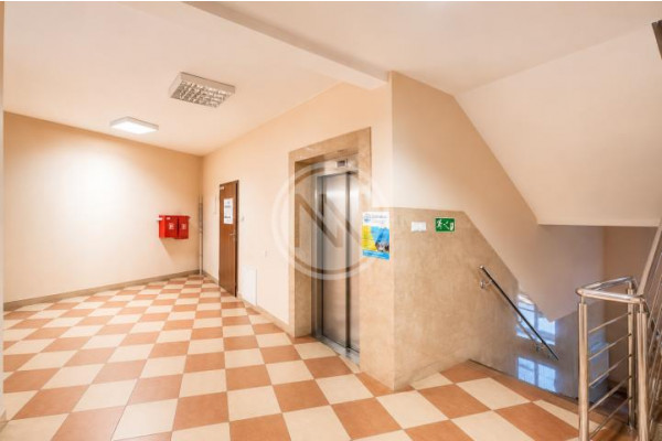 Włocławek, Centrum, al. Chopina, Lokal usługowo-biurowy z windą | 4 pomieszczenia |